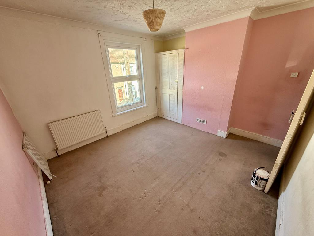 Lot: 97 - MID-TERRACE HOUSE FOR IMPROVEMENT - Bedroom one